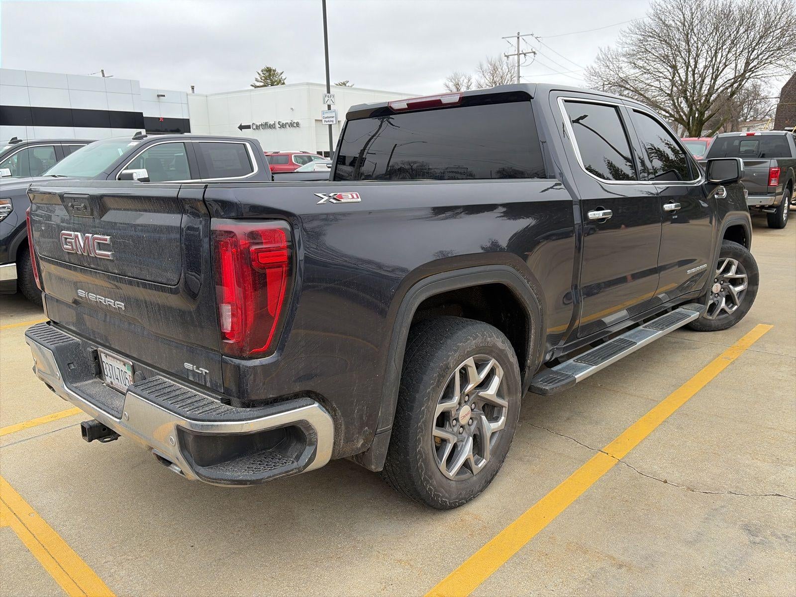 2022 GMC Sierra 1500 SLT