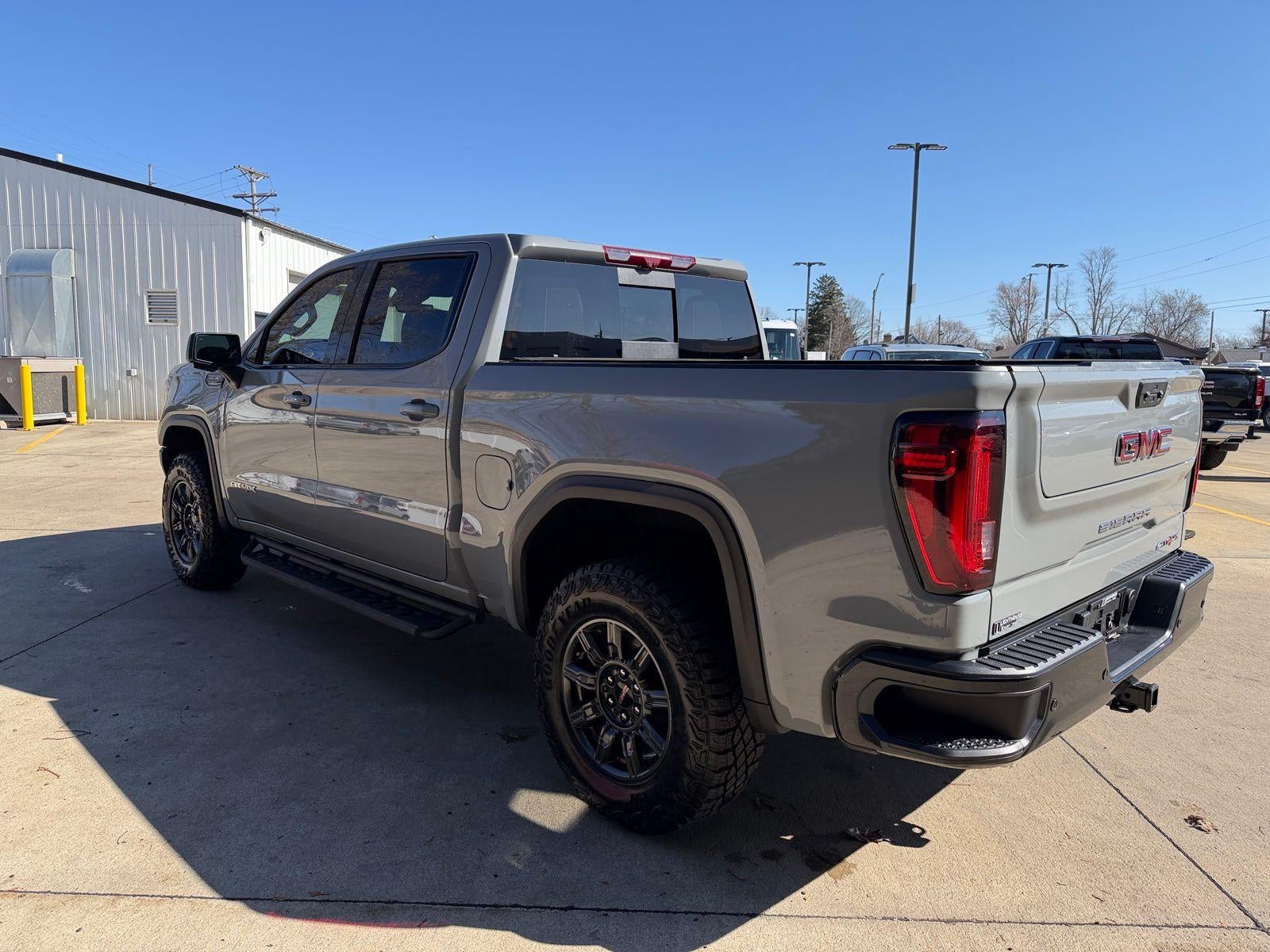 2024 GMC Sierra 1500 AT4X