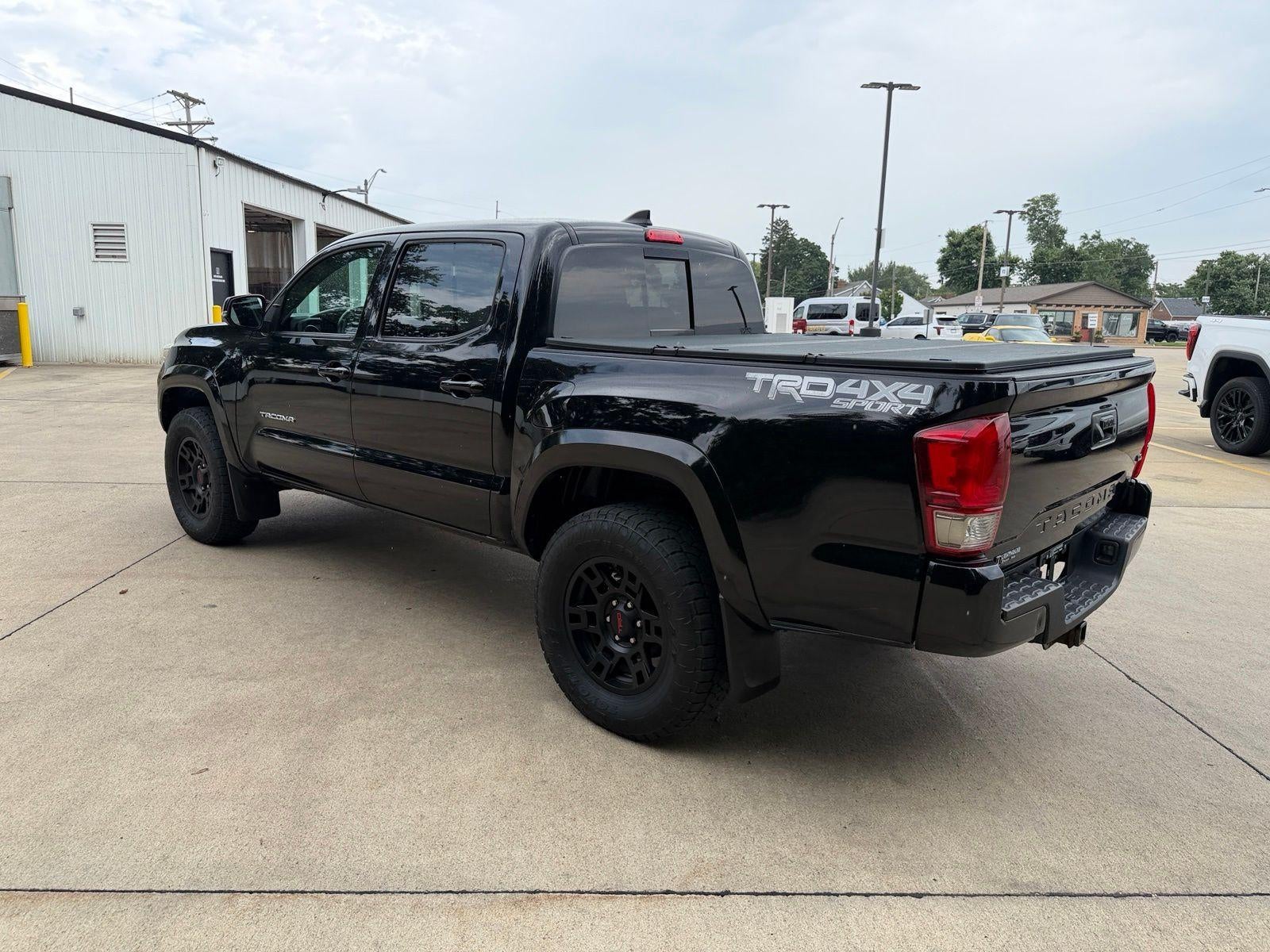 2017 Toyota Tacoma TRD Sport