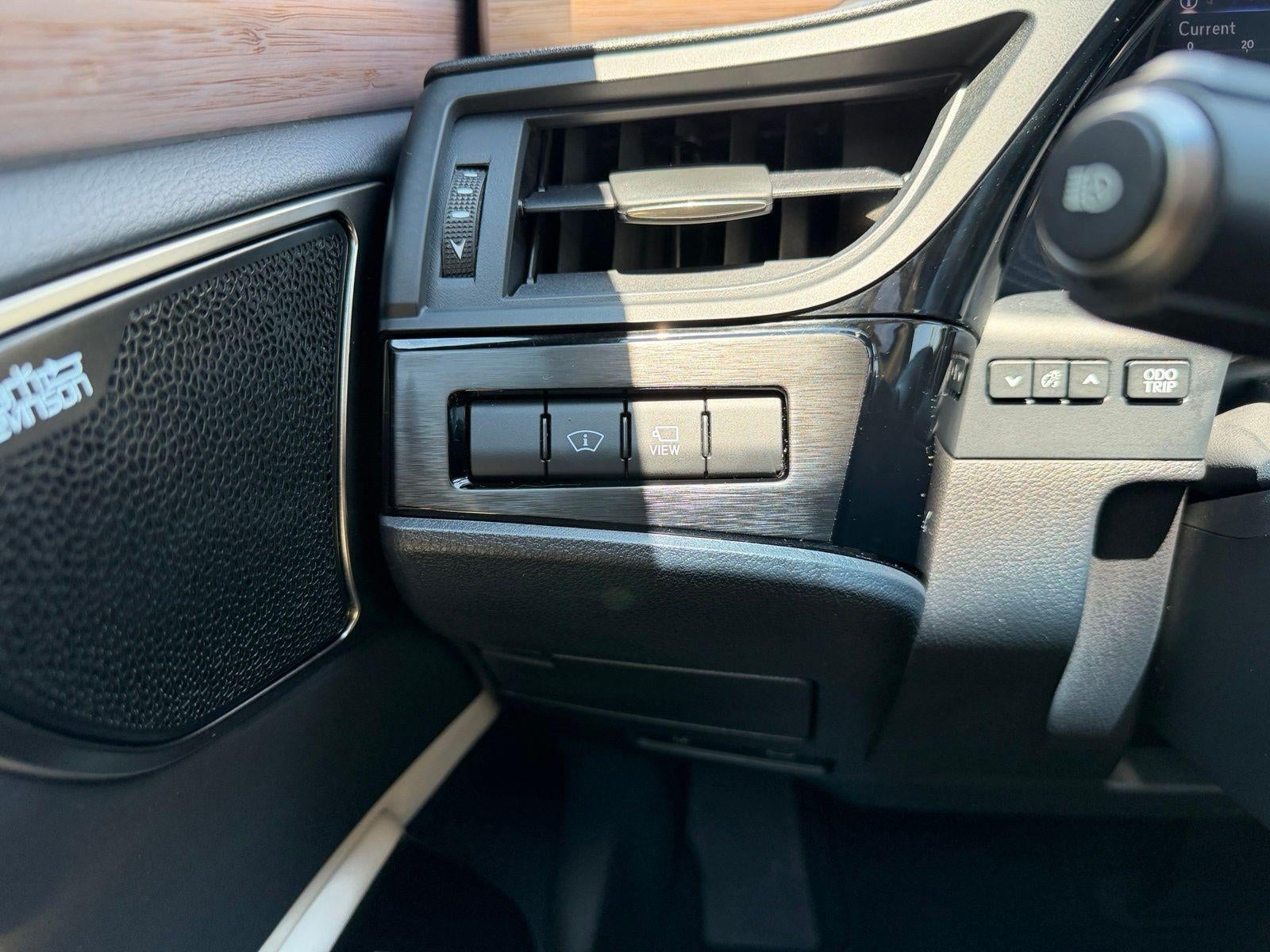 2024 Lexus ES 350 Ultra Luxury