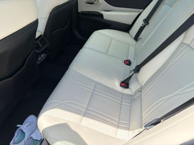 2024 Lexus ES 350 Ultra Luxury