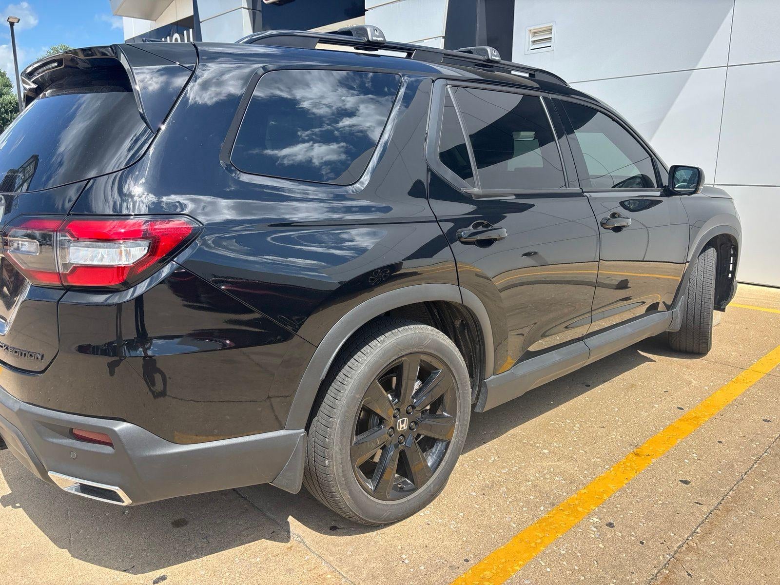 2025 Honda Pilot Black Edition
