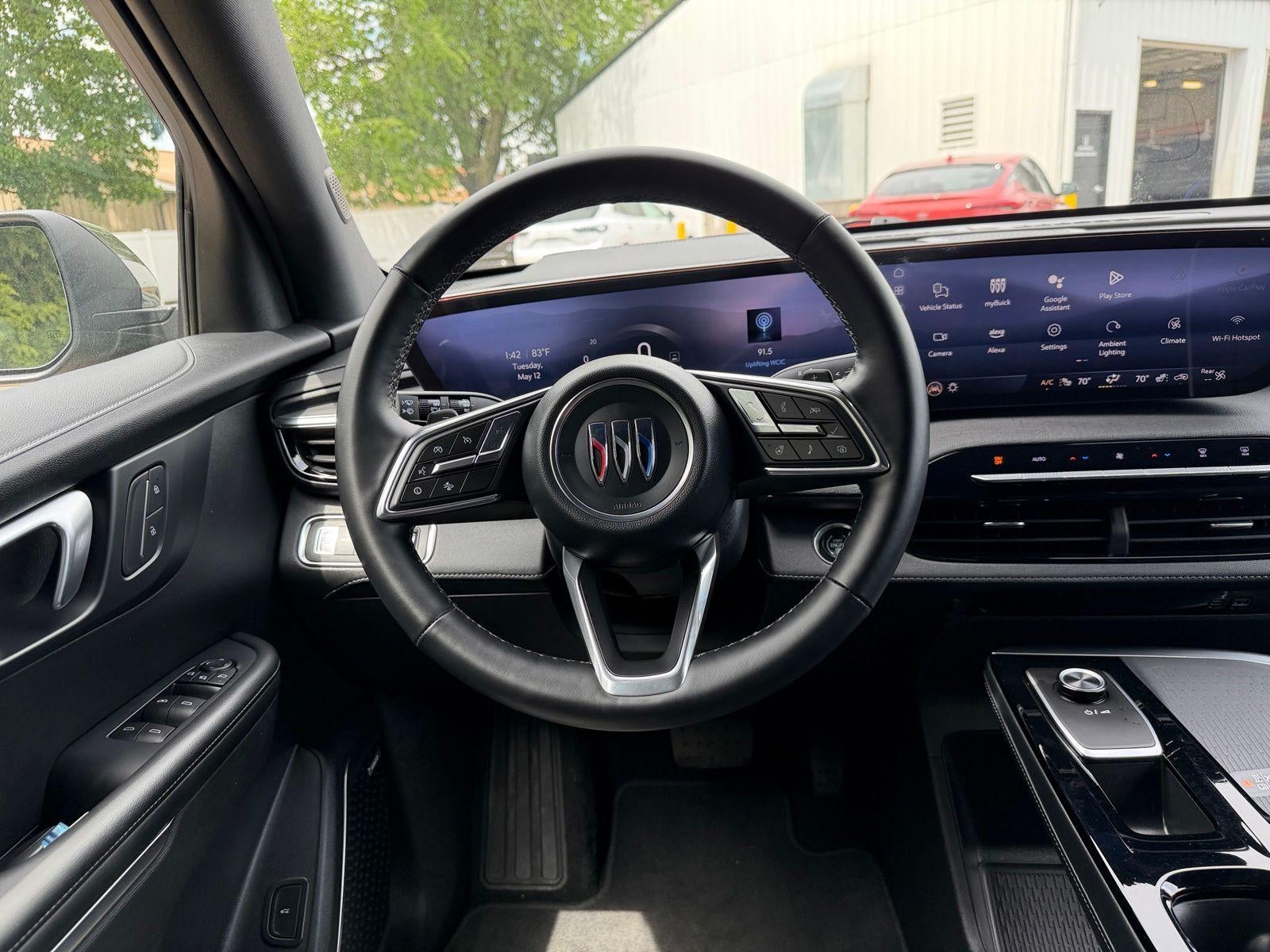 2025 Buick Enclave Base