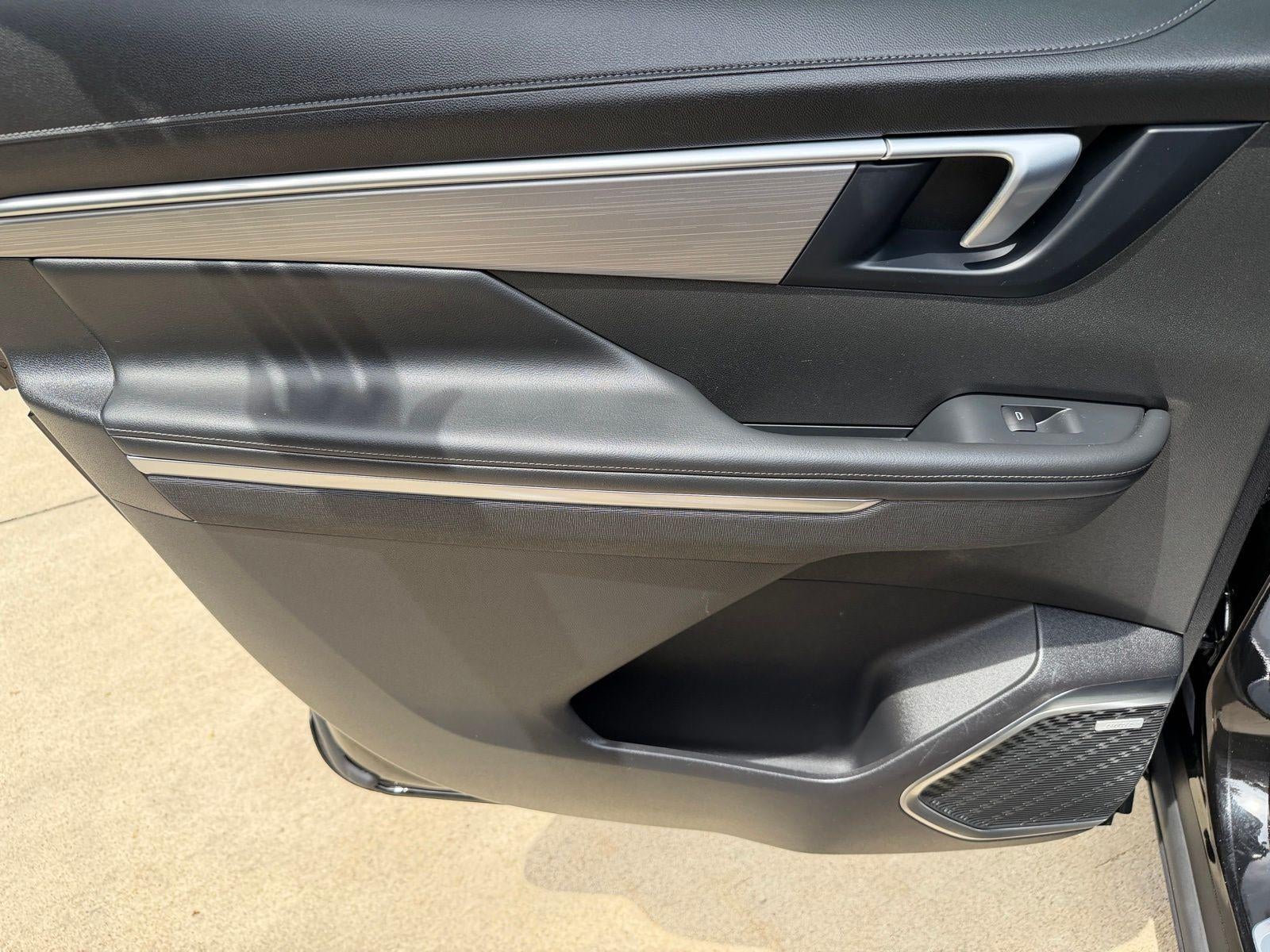 2025 Buick Enclave Base
