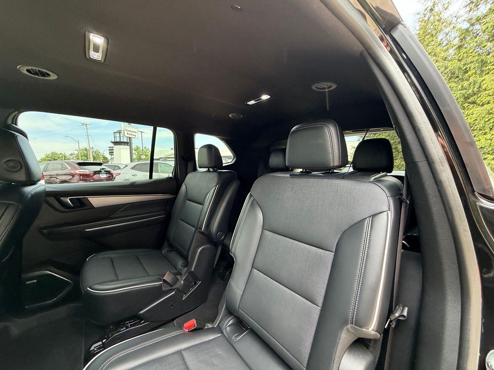 2025 Buick Enclave Base
