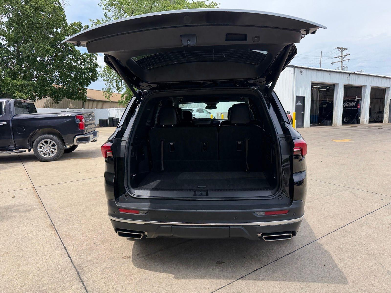 2025 Buick Enclave Base