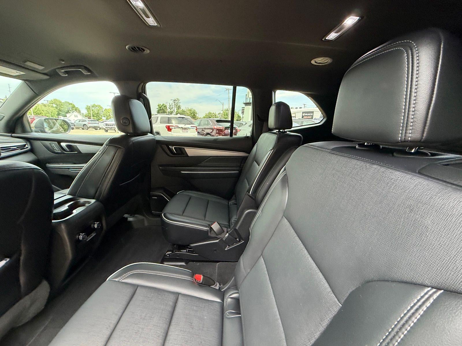 2025 Buick Enclave Base
