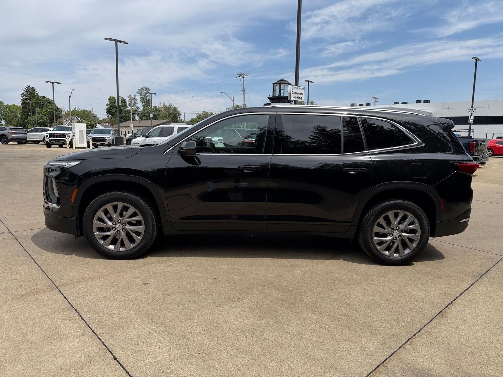 2025 Buick Enclave Base