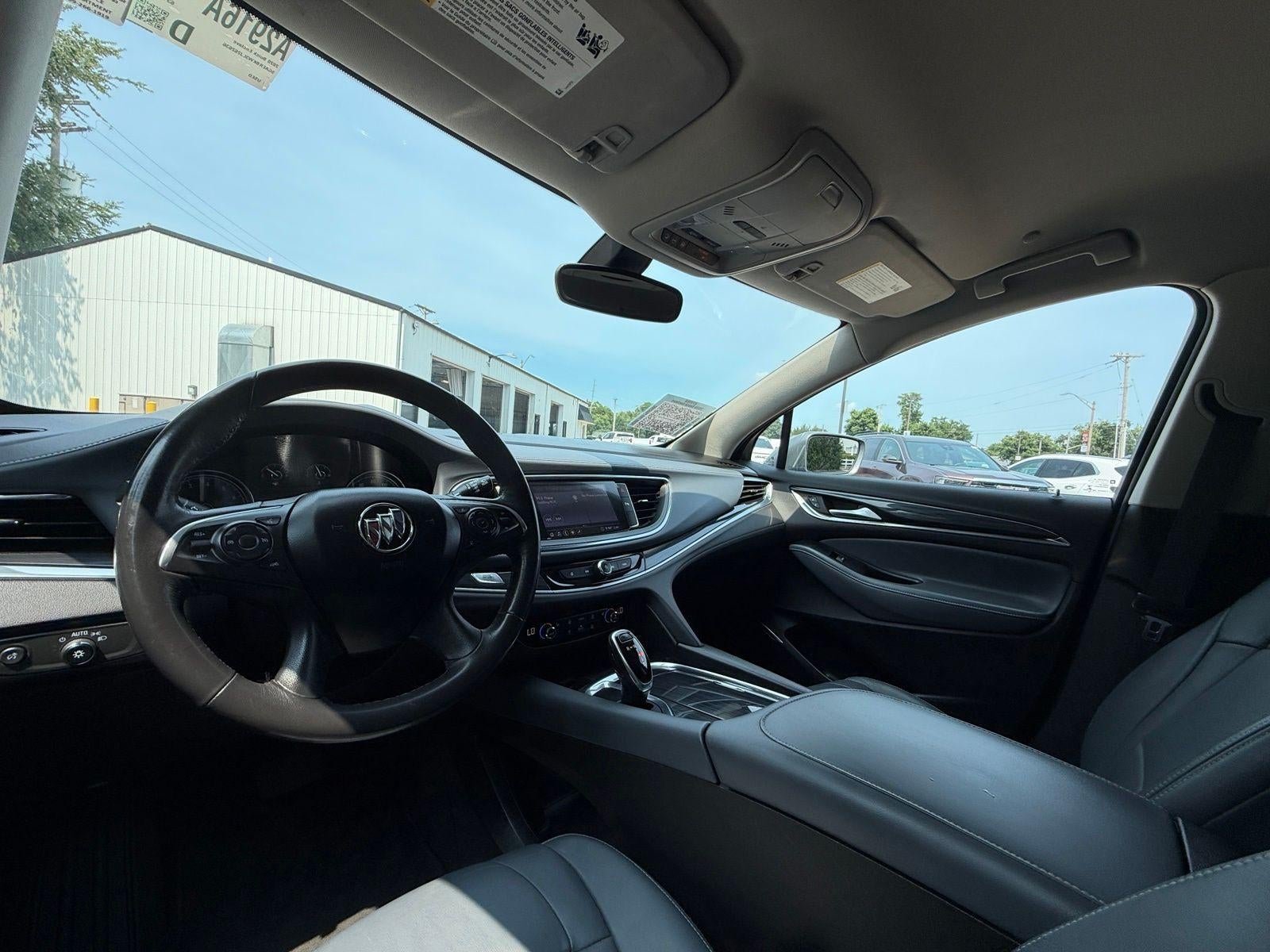 2020 Buick Enclave Essence