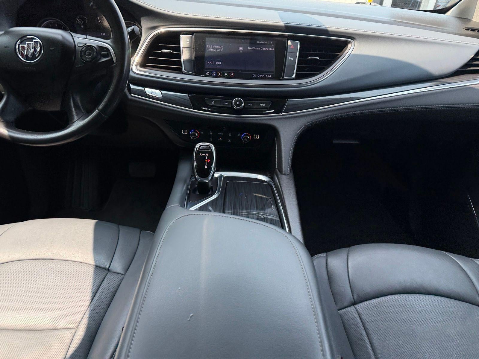 2020 Buick Enclave Essence