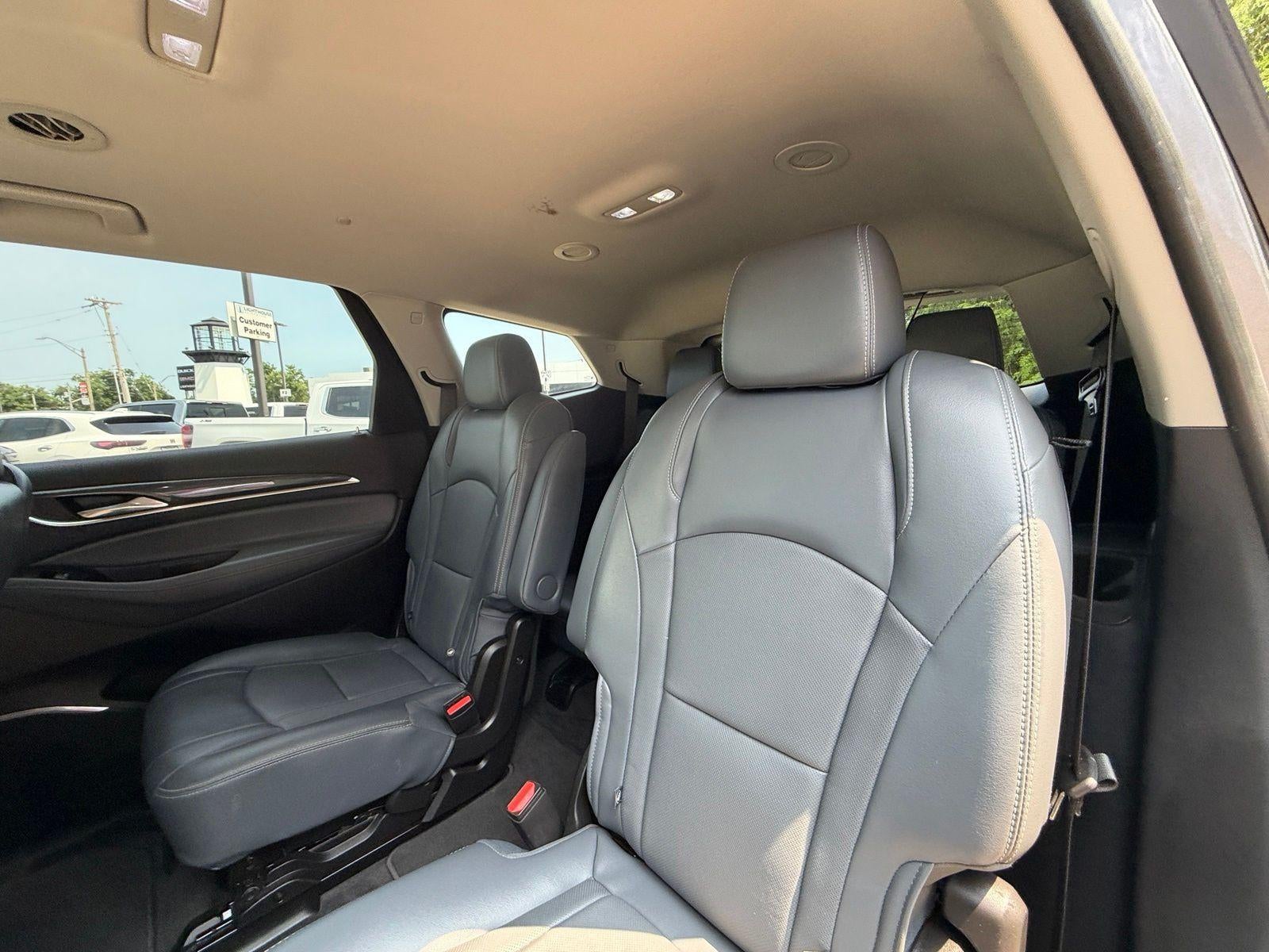 2020 Buick Enclave Essence