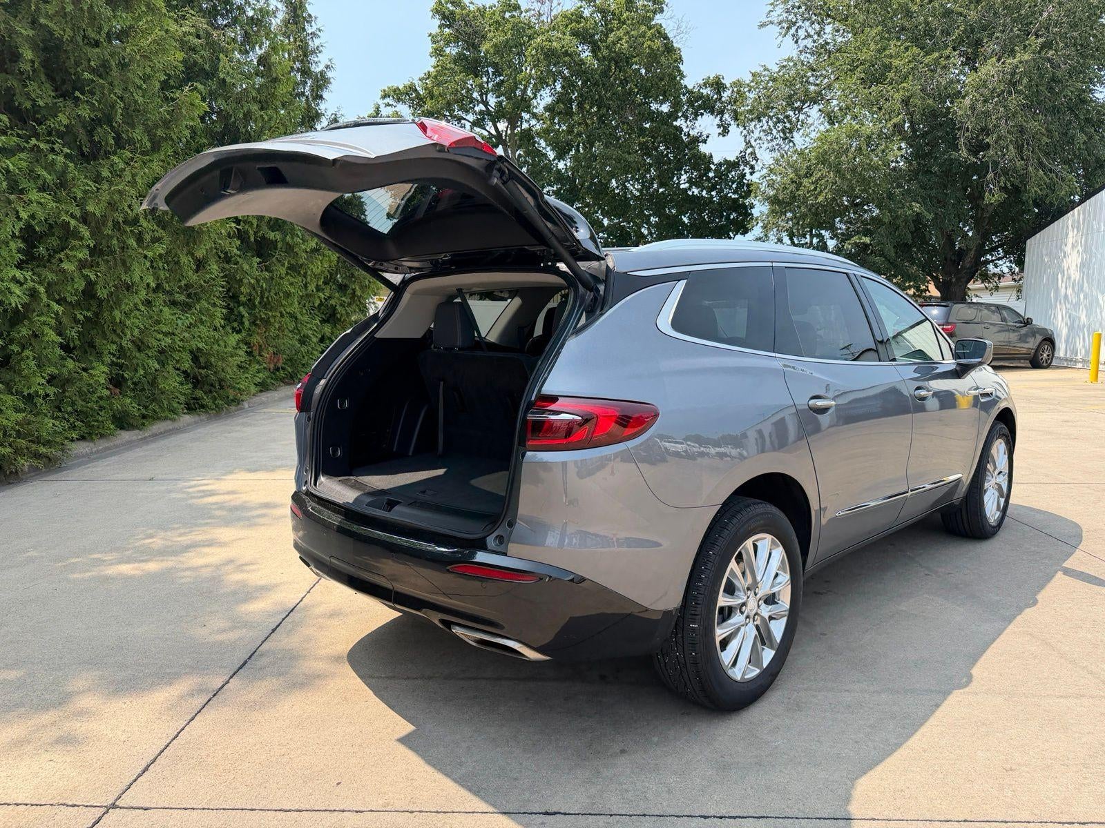 2020 Buick Enclave Essence