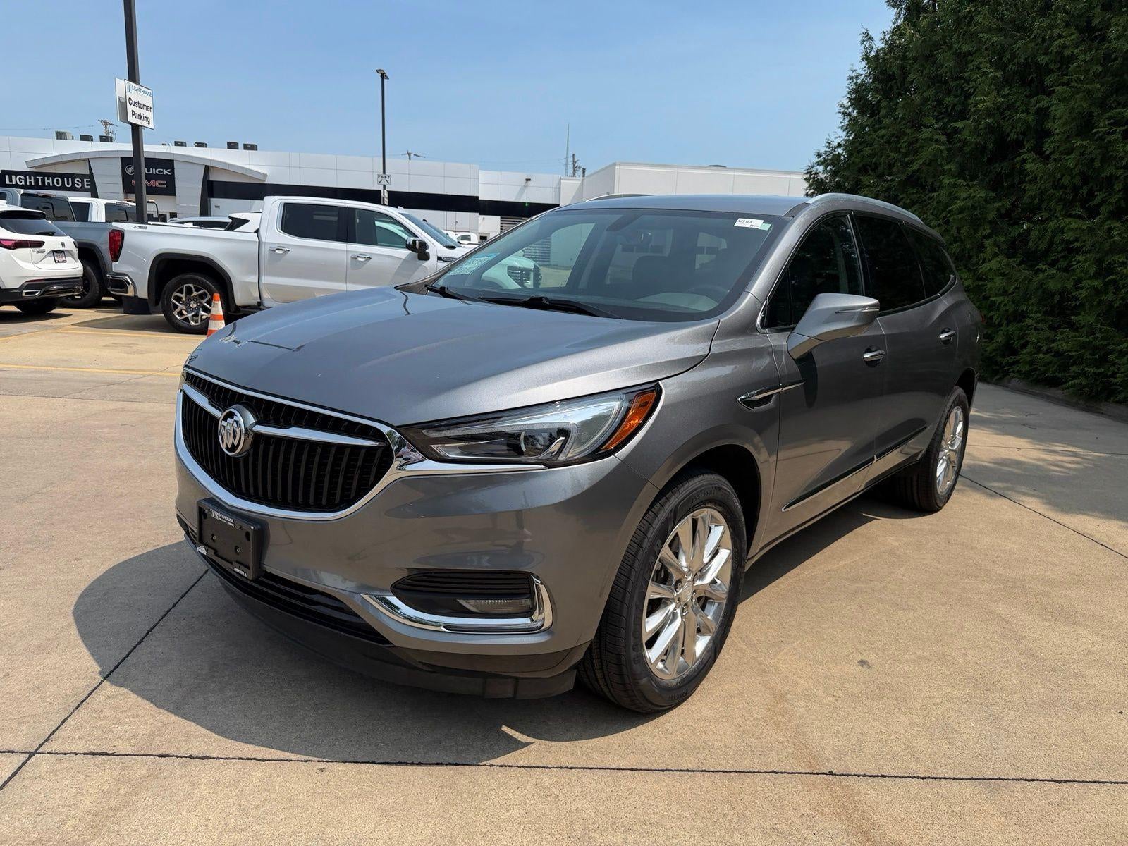 2020 Buick Enclave Essence