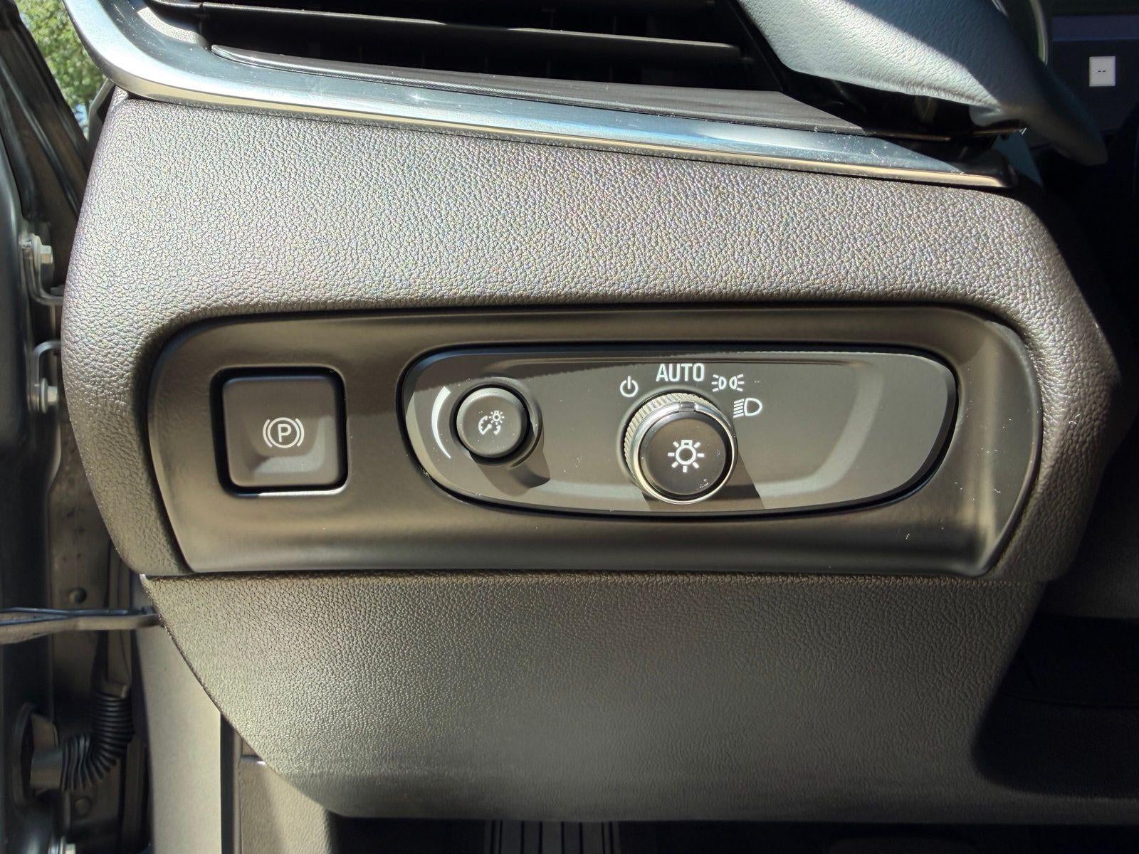 2021 Buick Enclave Essence