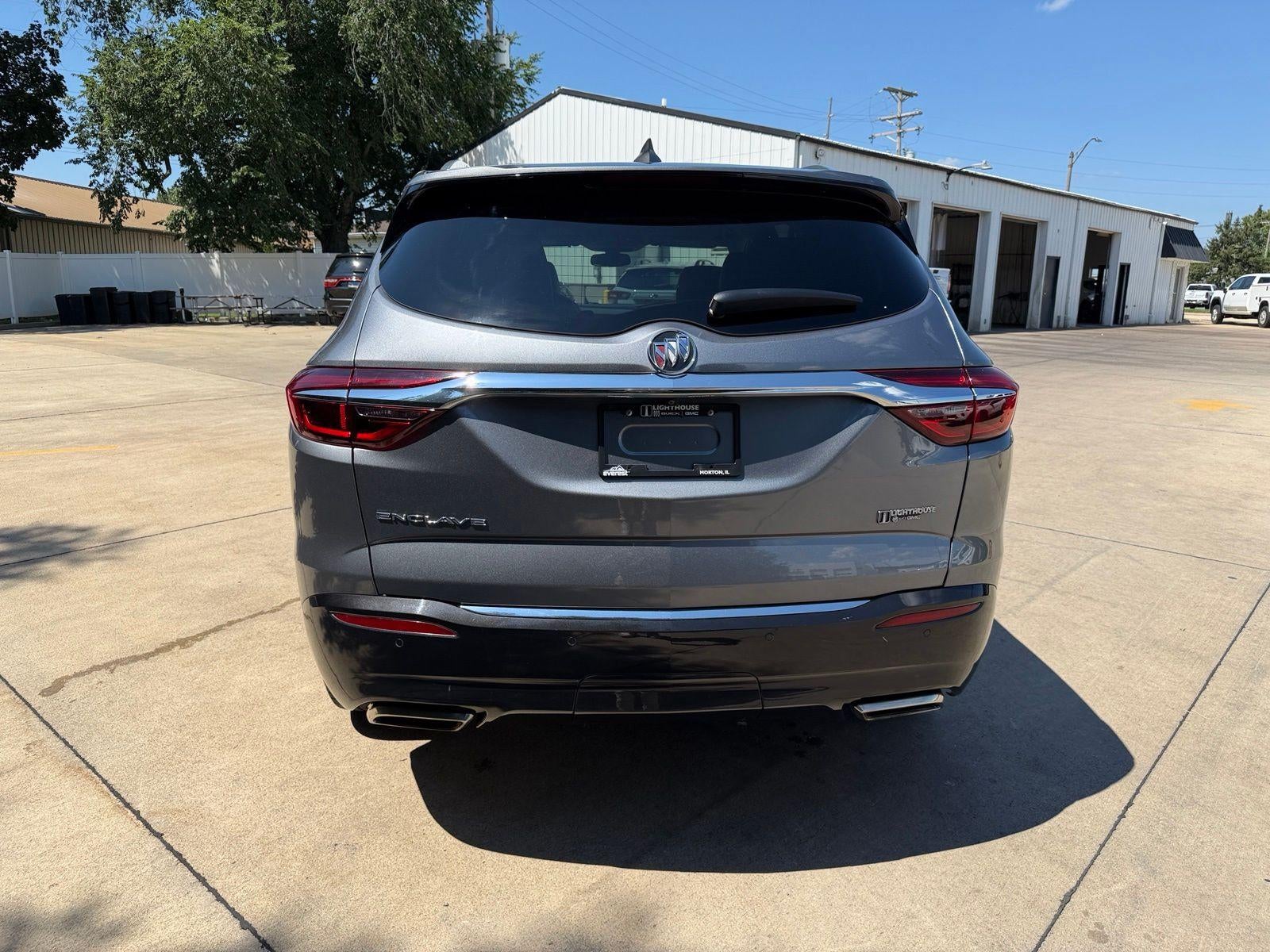 2021 Buick Enclave Essence
