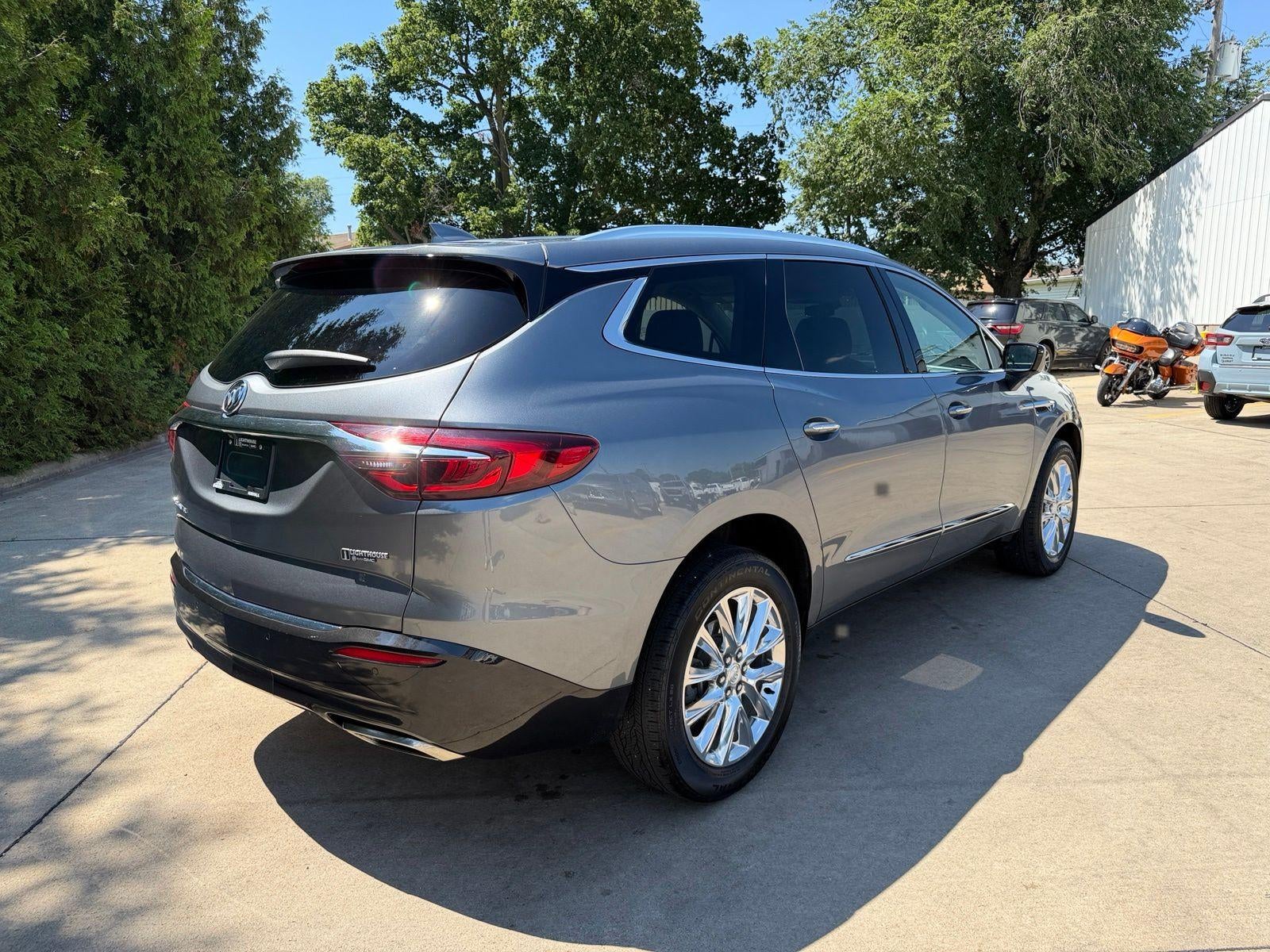 2021 Buick Enclave Essence
