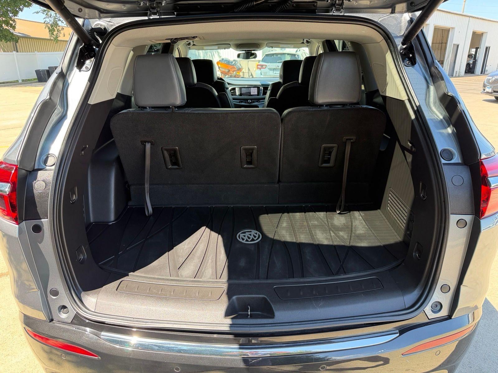 2021 Buick Enclave Essence