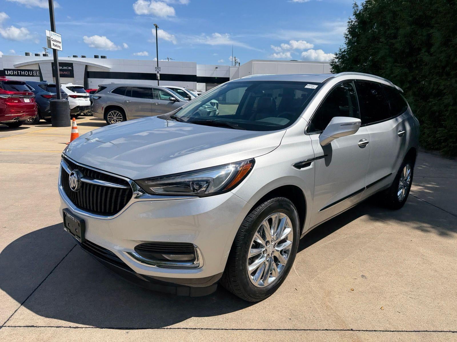 2021 Buick Enclave Essence