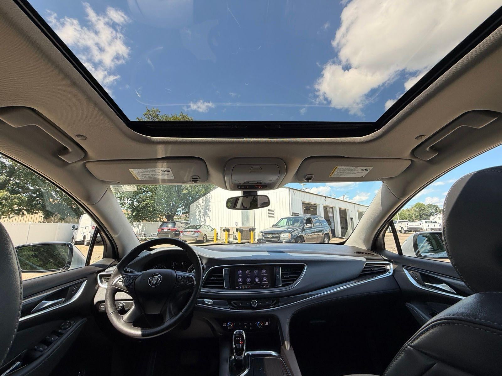 2021 Buick Enclave Essence