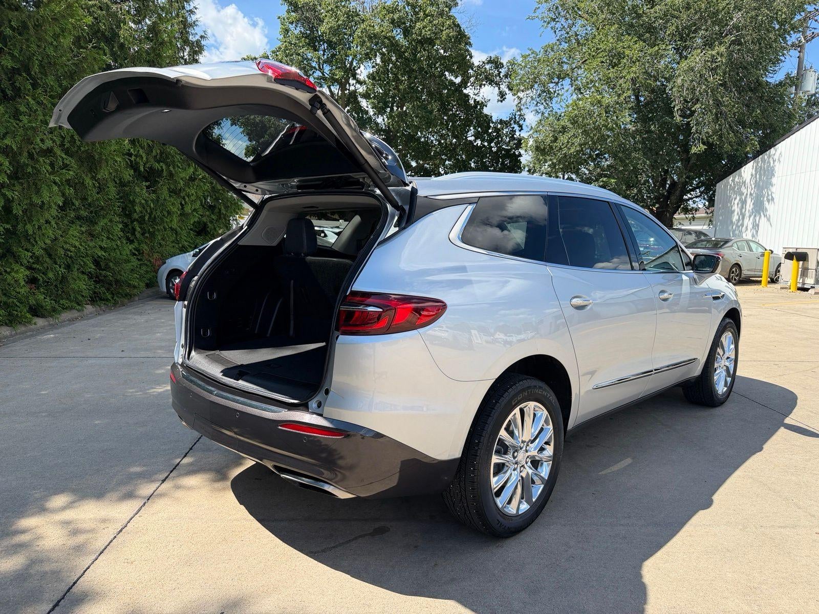 2021 Buick Enclave Essence