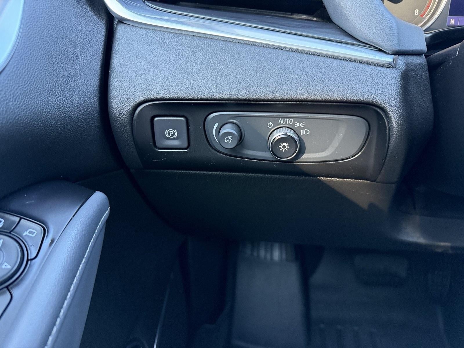 2020 Buick Enclave Essence