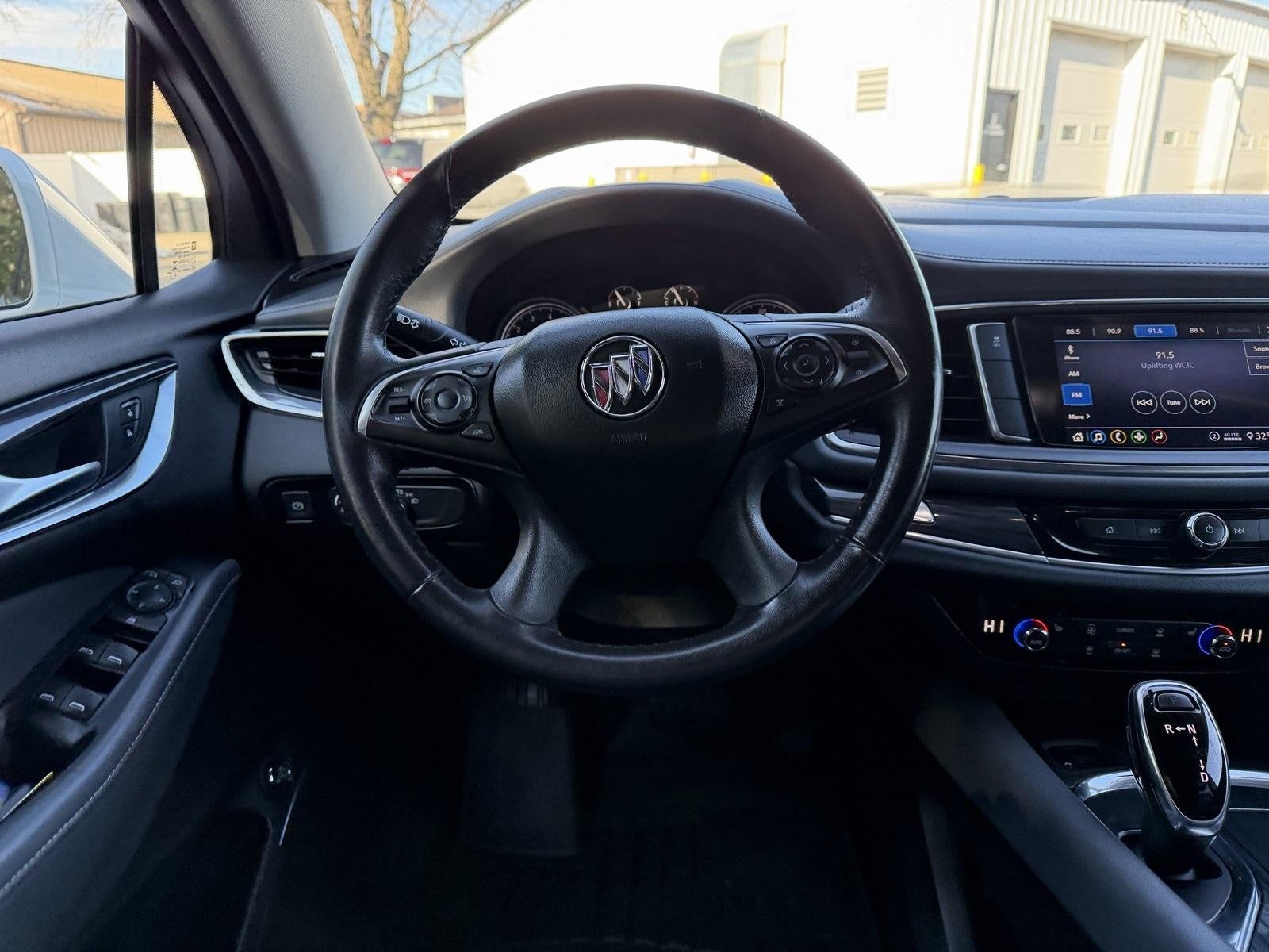 2020 Buick Enclave Essence