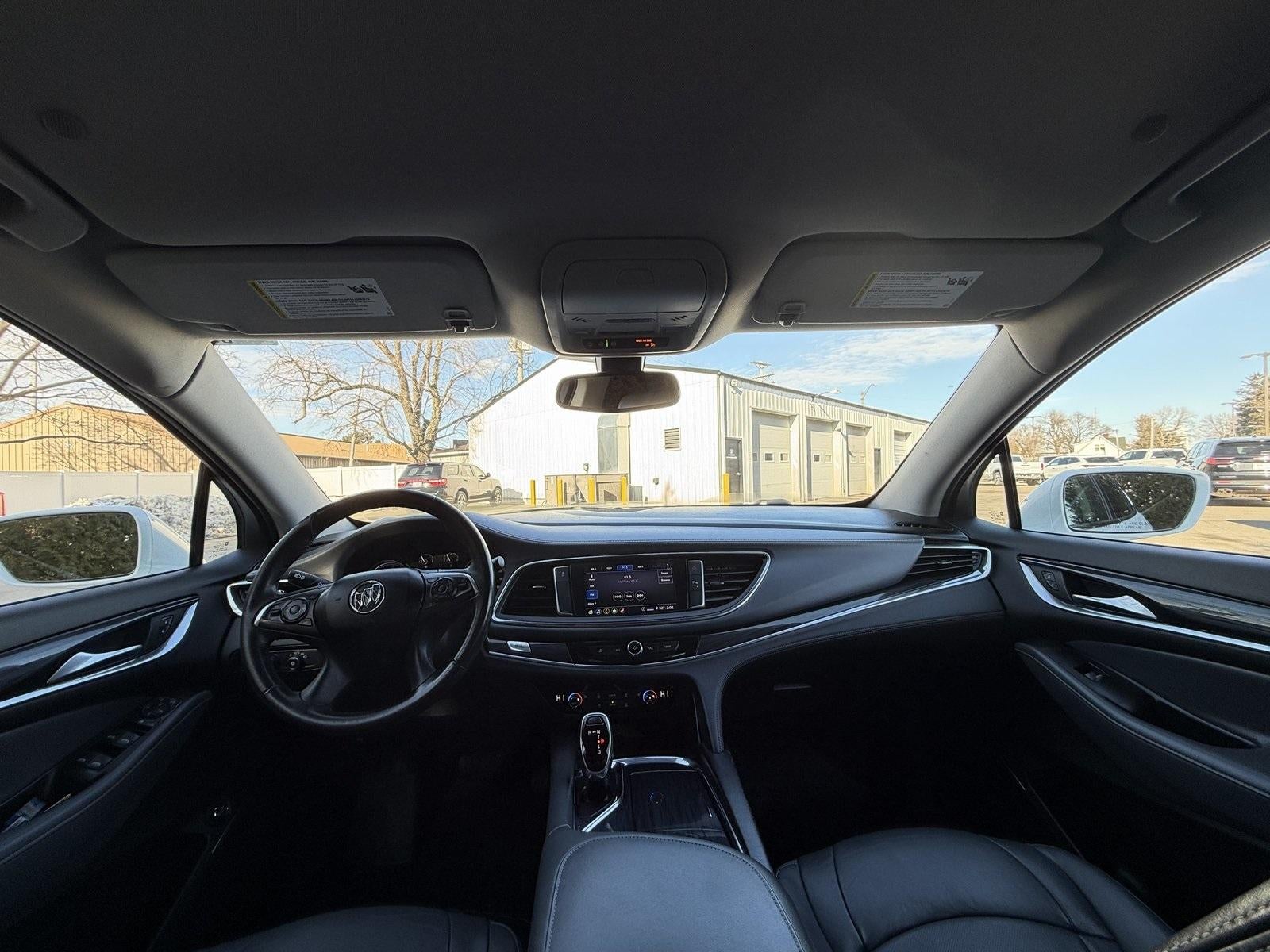 2020 Buick Enclave Essence
