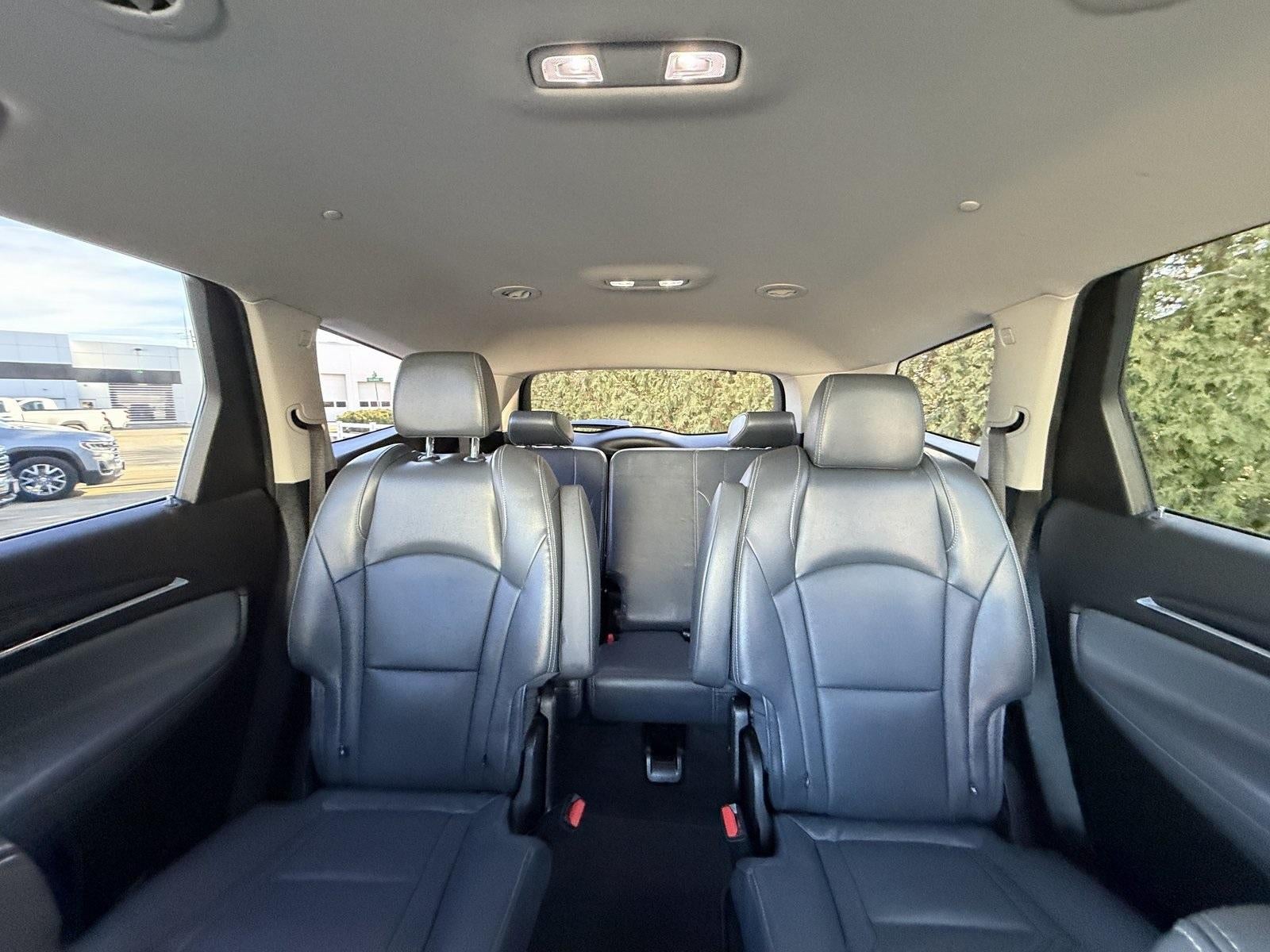 2020 Buick Enclave Essence