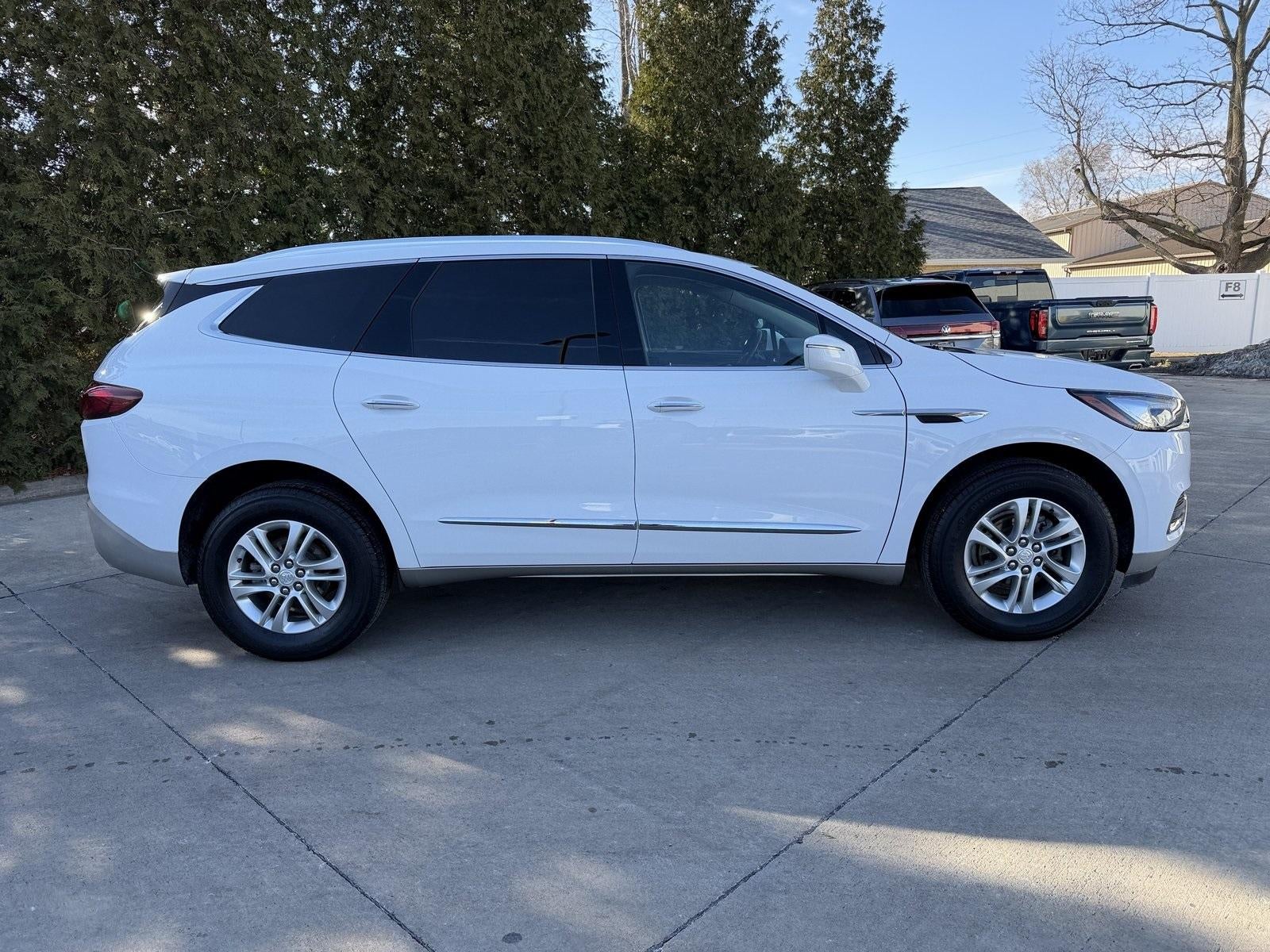 2020 Buick Enclave Essence