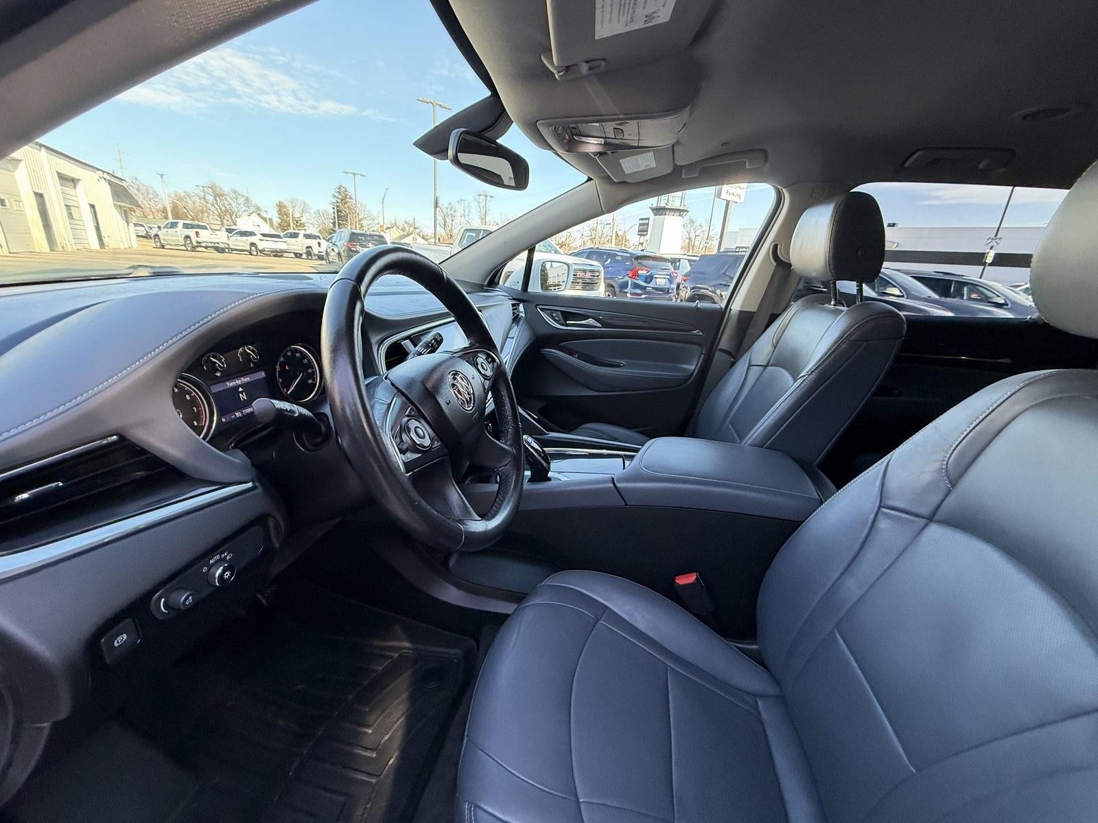 2020 Buick Enclave Essence