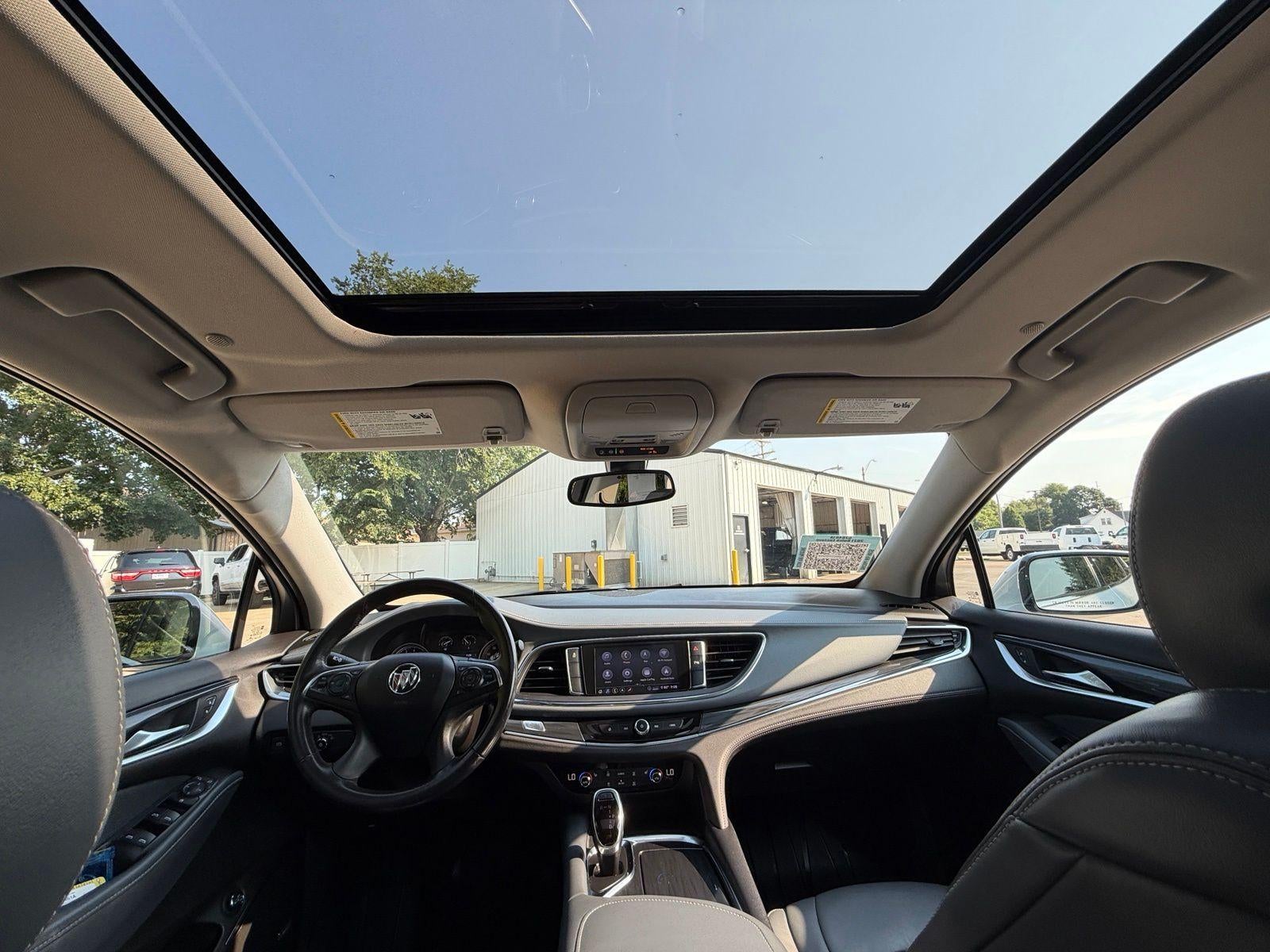 2021 Buick Enclave Essence