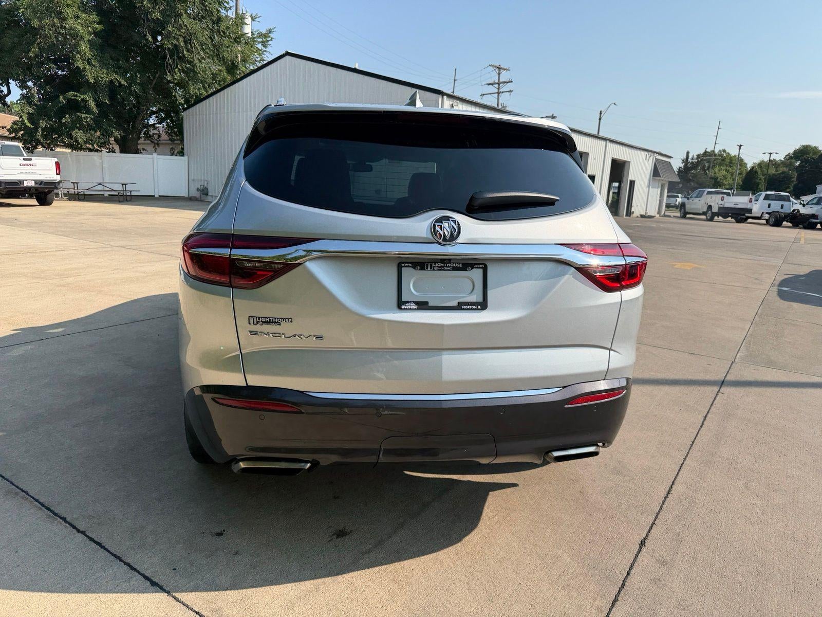 2021 Buick Enclave Essence