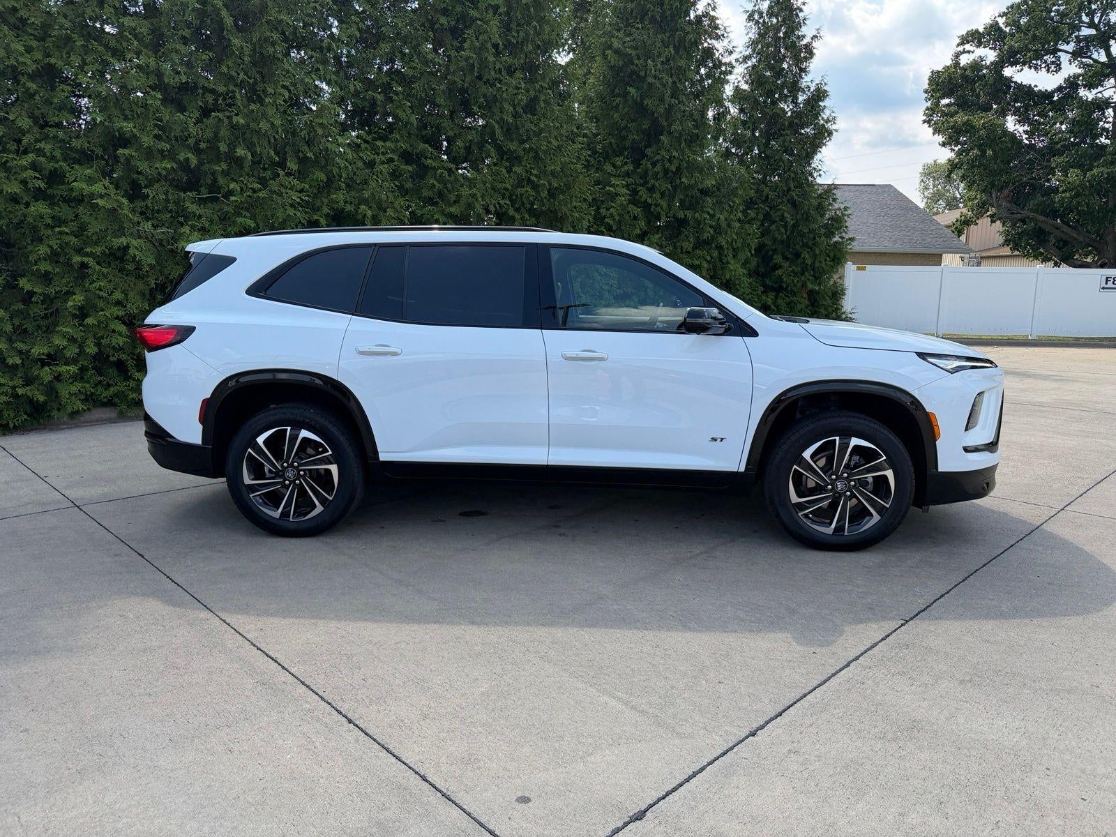 2025 Buick Enclave Sport Touring