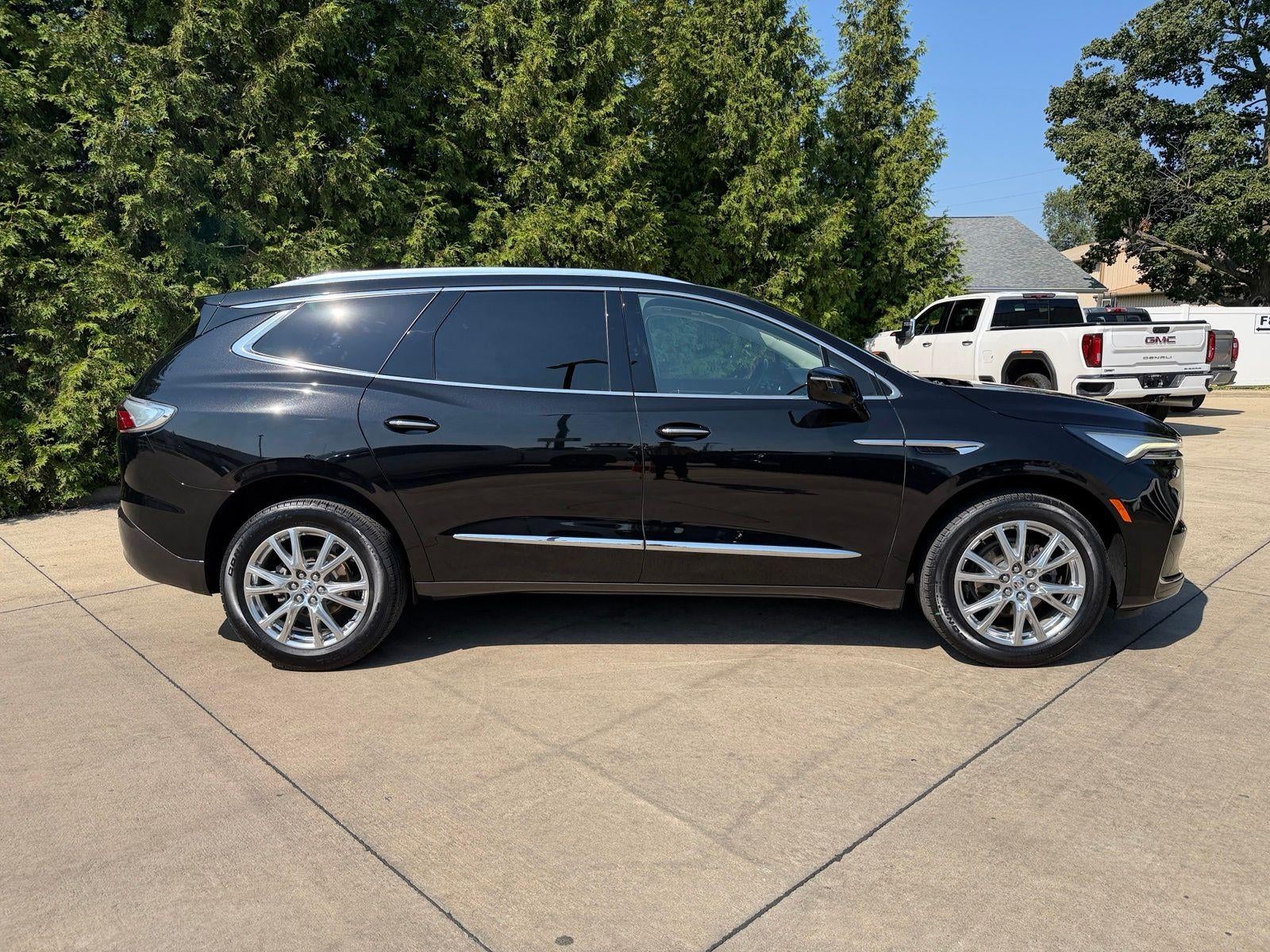2023 Buick Enclave Premium Group