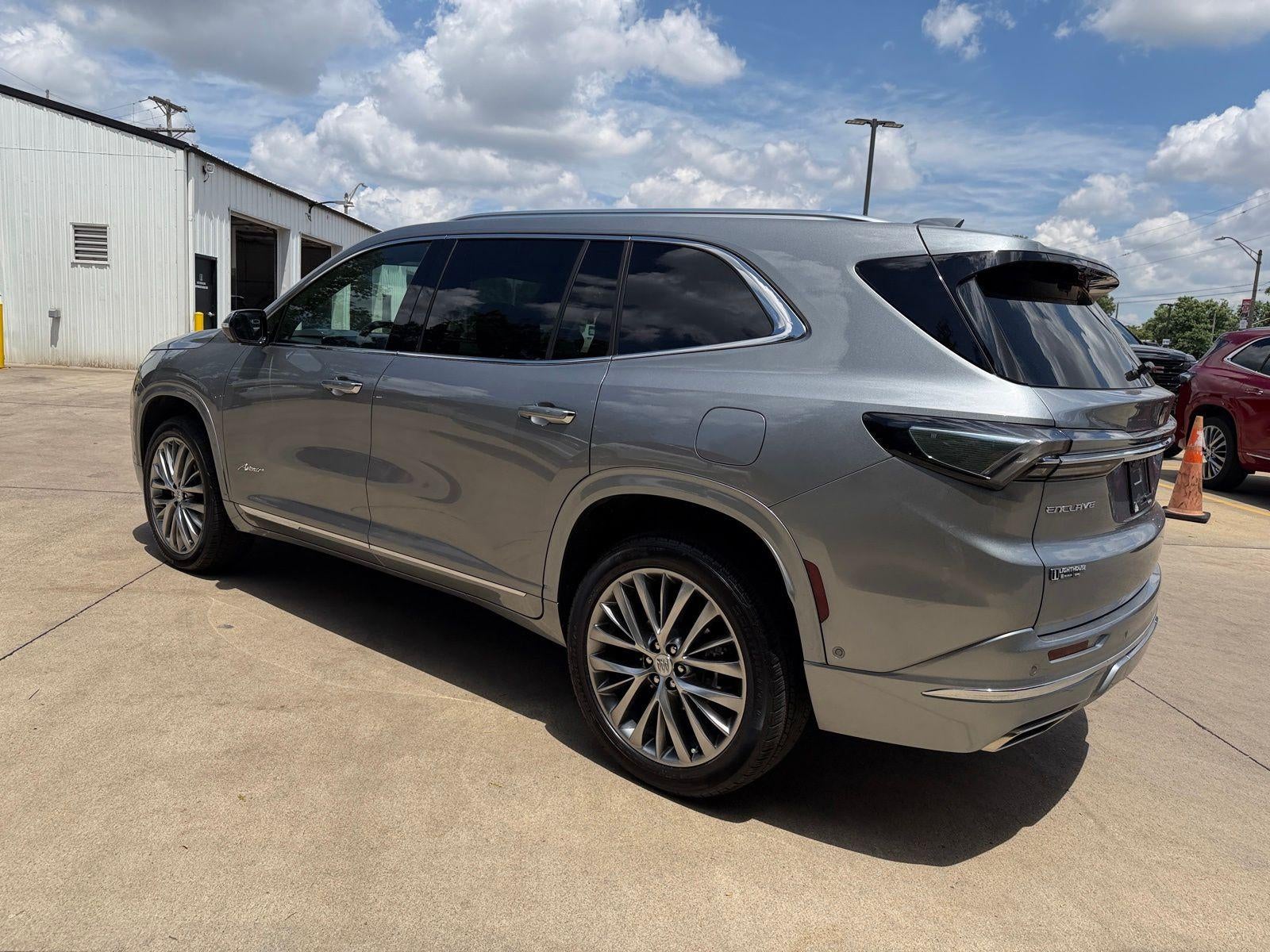 2025 Buick Enclave Avenir