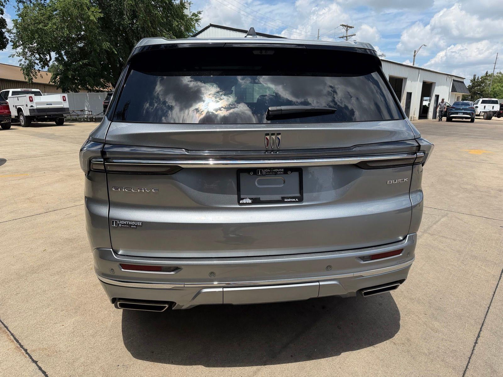 2025 Buick Enclave Avenir