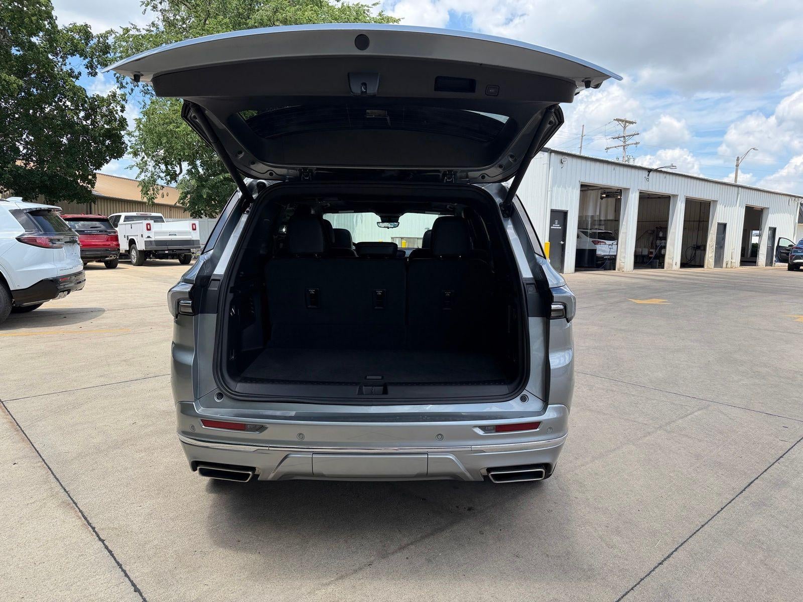 2025 Buick Enclave Avenir