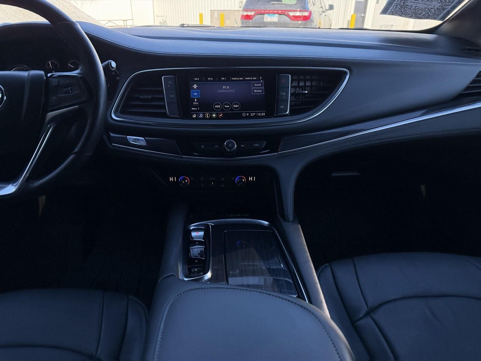 2024 Buick Enclave Essence