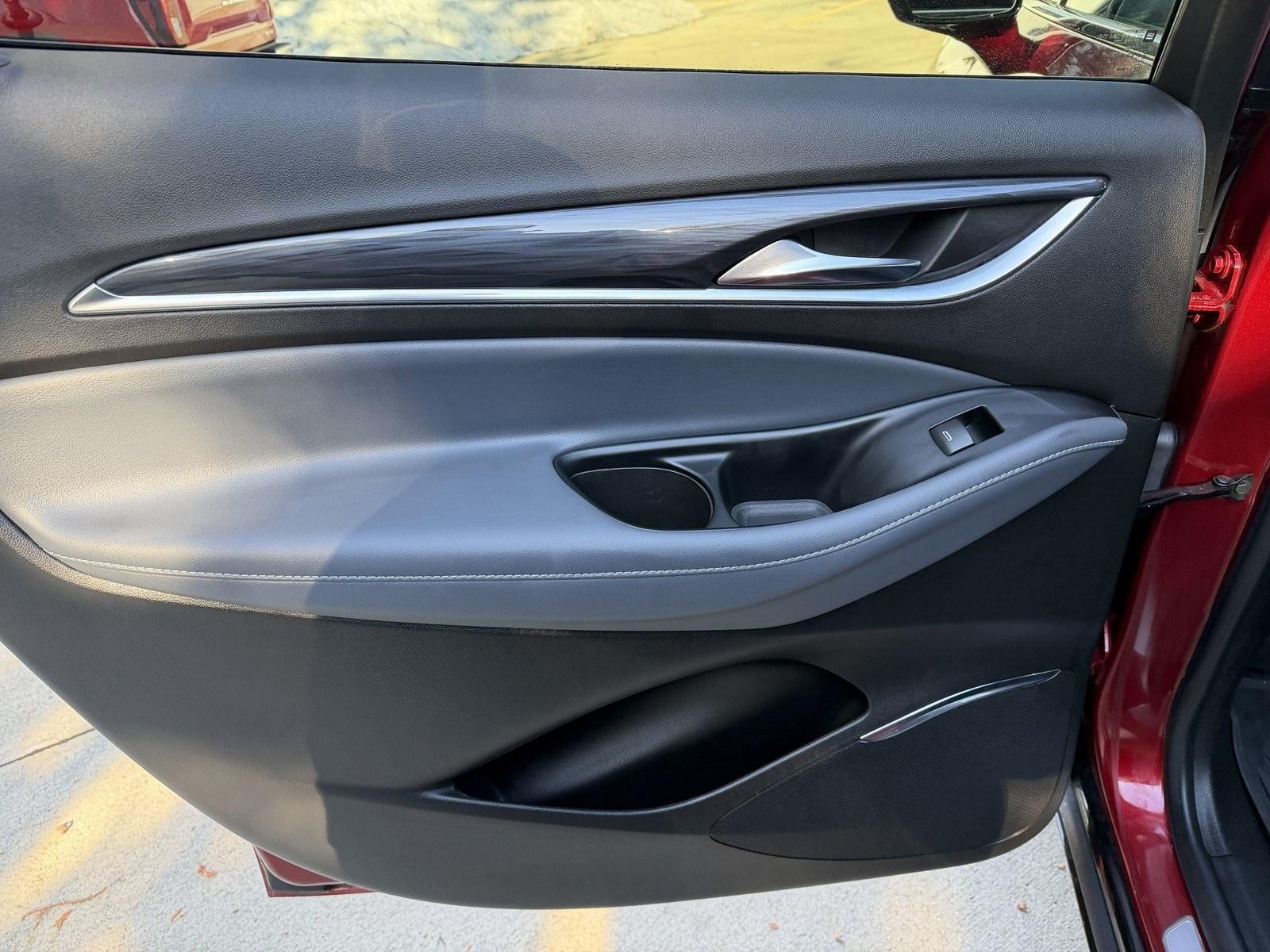 2024 Buick Enclave Essence