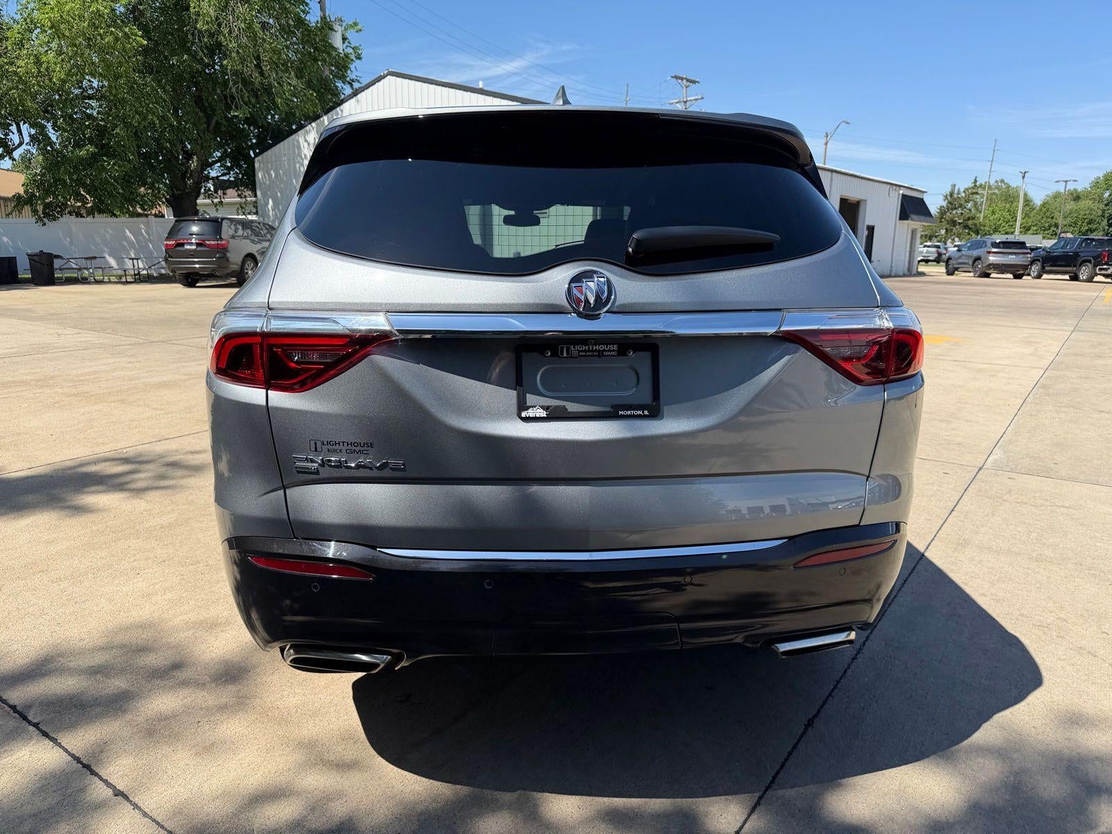 2023 Buick Enclave Essence