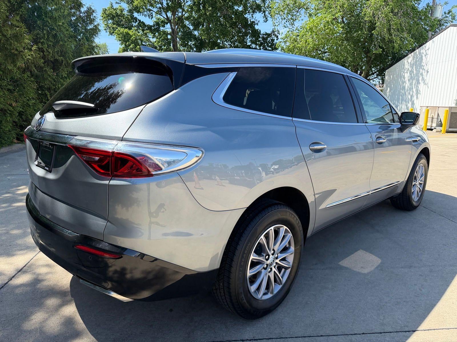 2023 Buick Enclave Essence