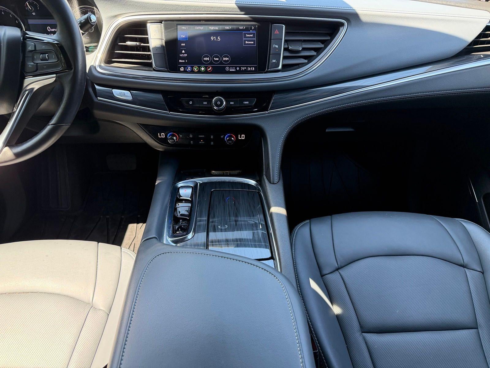 2023 Buick Enclave Essence