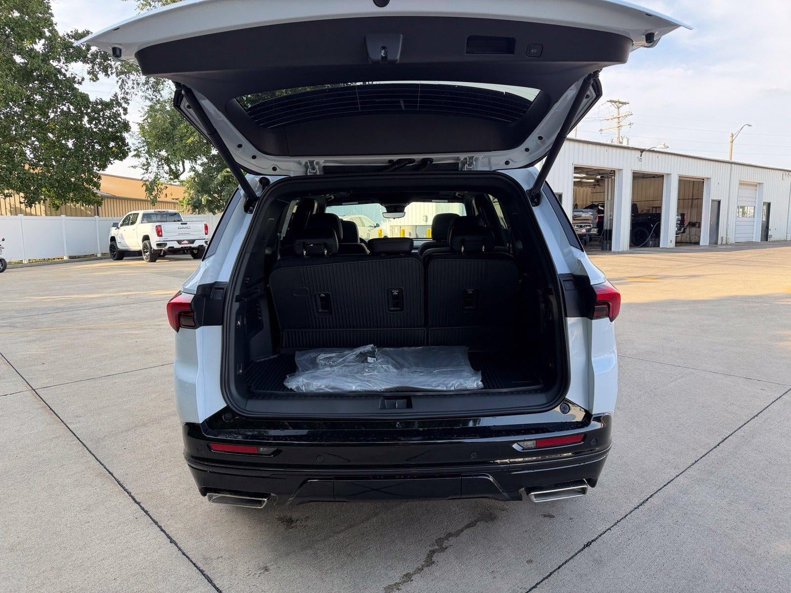 2027 Buick Enclave Sport Touring - Photo 37