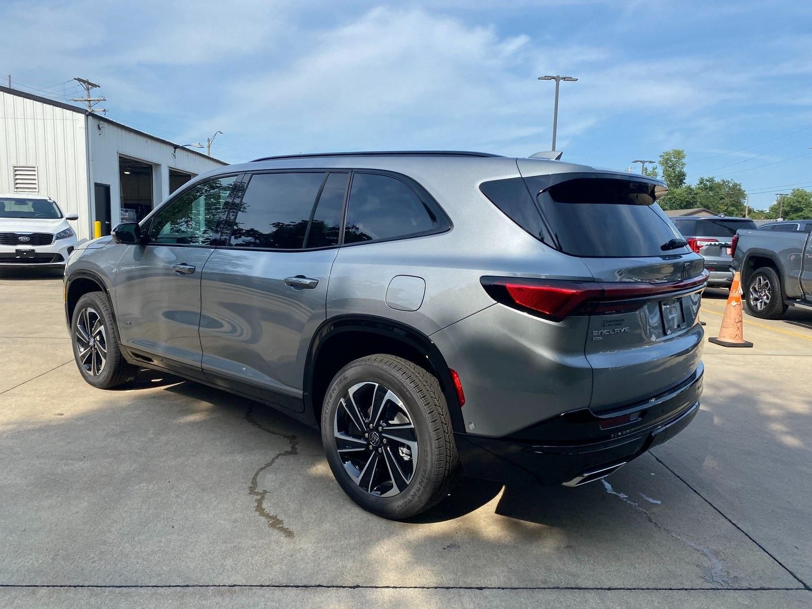 2026 Buick Enclave Sport Touring