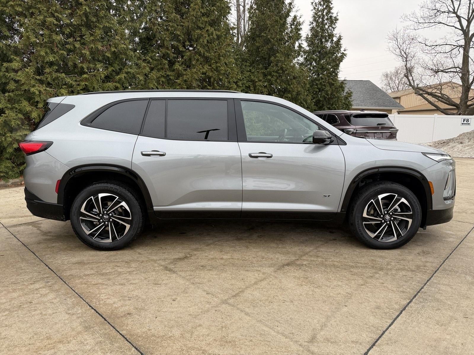 2025 Buick Enclave Sport Touring