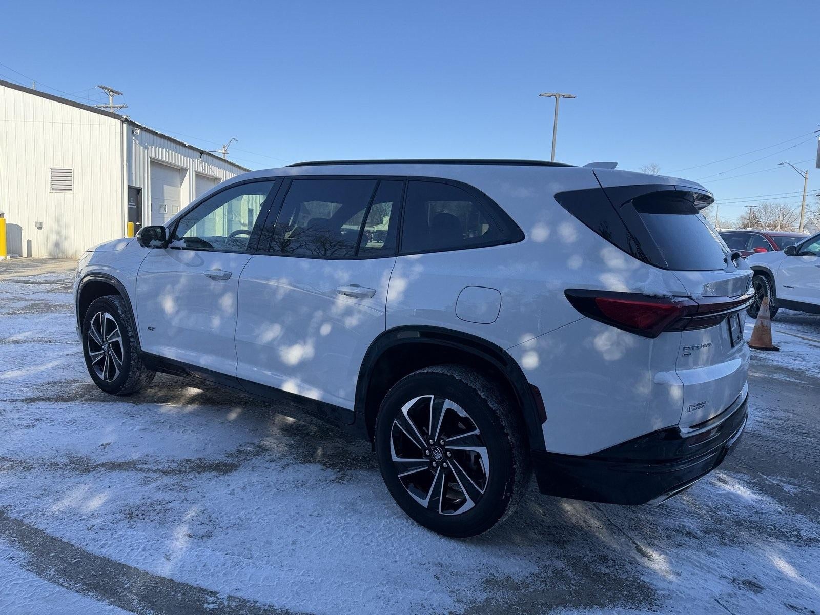 2025 Buick Enclave Sport Touring