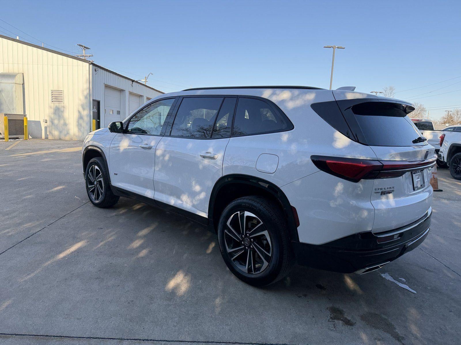 2025 Buick Enclave Sport Touring