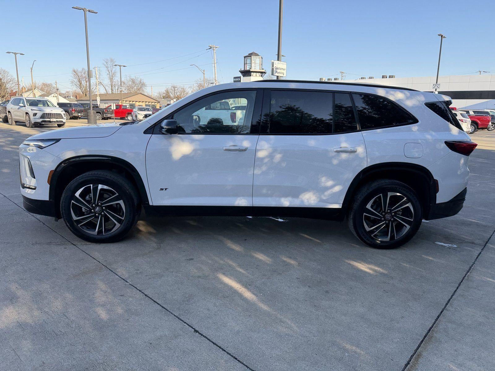 2025 Buick Enclave Sport Touring