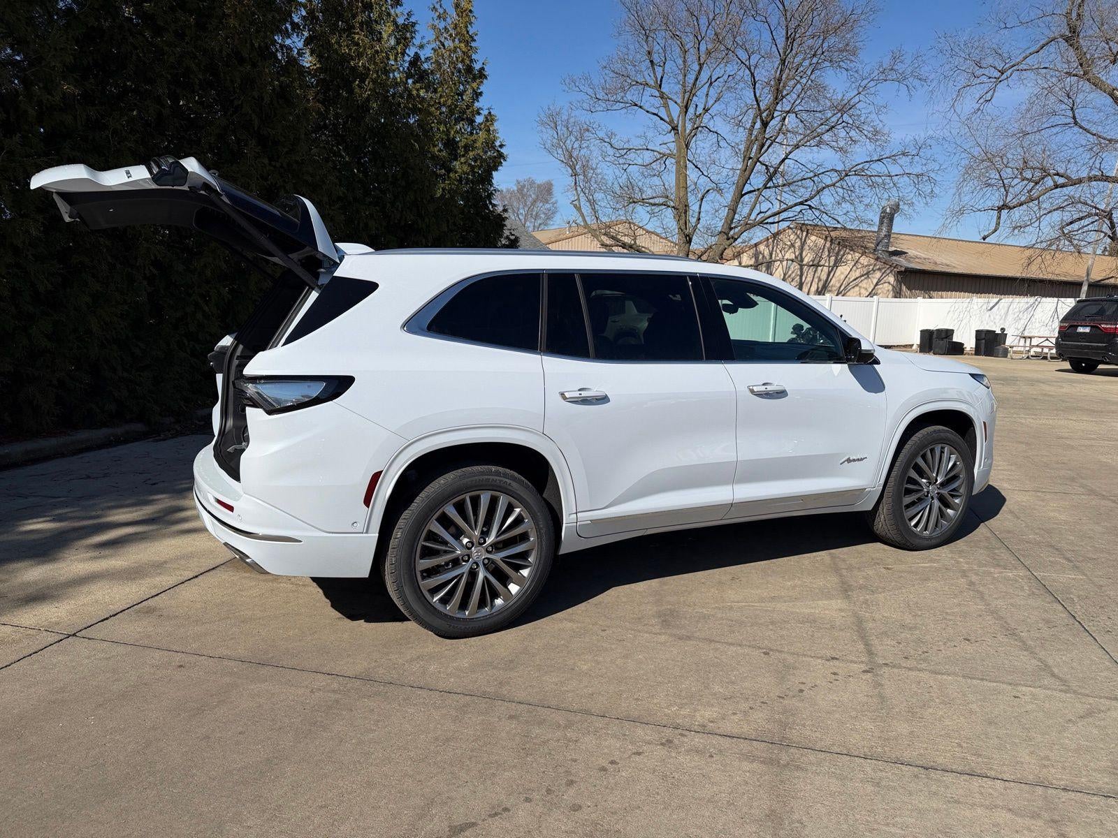 2026 Buick Enclave Avenir
