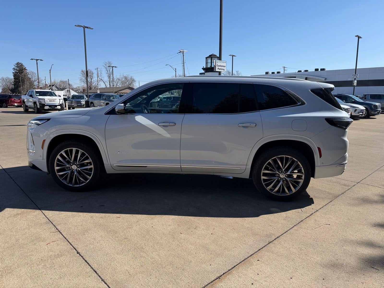 2026 Buick Enclave Avenir